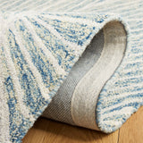 Safavieh Metro Met451M Blue/Ivory Rug.