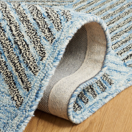 Safavieh Metro Met453M Blue/Black Rug.