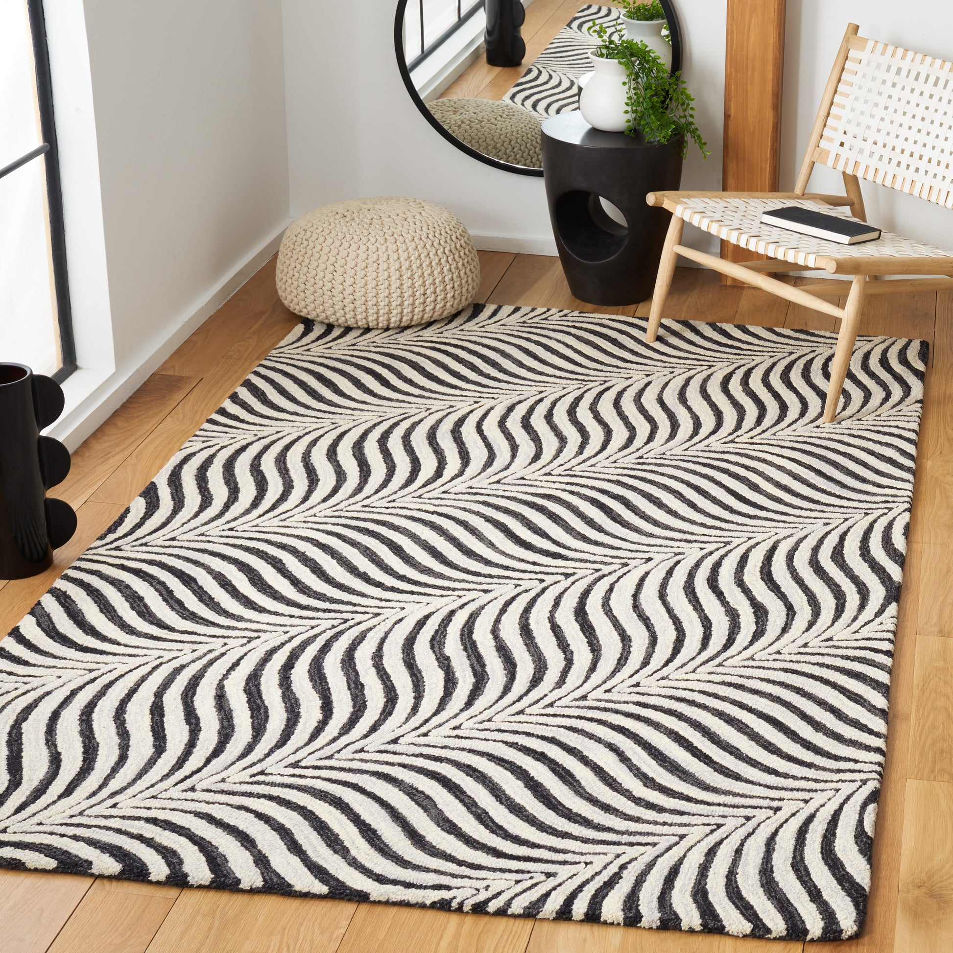 Safavieh Metro Met456Z Black/Beige Area Rug