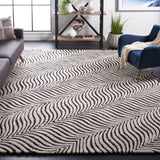 Safavieh Metro Met456Z Black/Beige Rug.