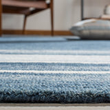 Safavieh Metro Met602M Blue/Ivory Rugs.