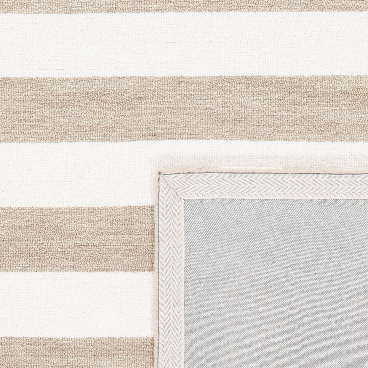 Safavieh Metro Met605T Brown/Ivory Rugs.