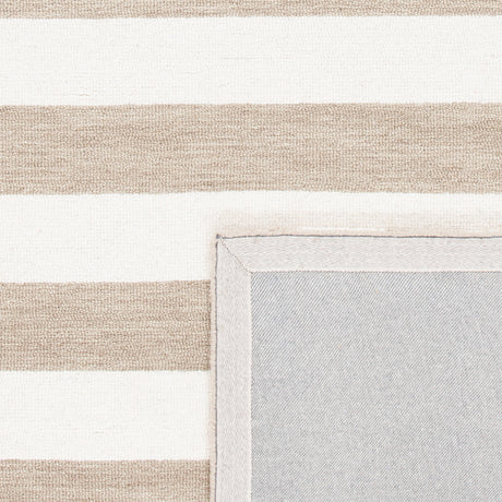 Safavieh Metro Met605T Brown/Ivory Rugs.