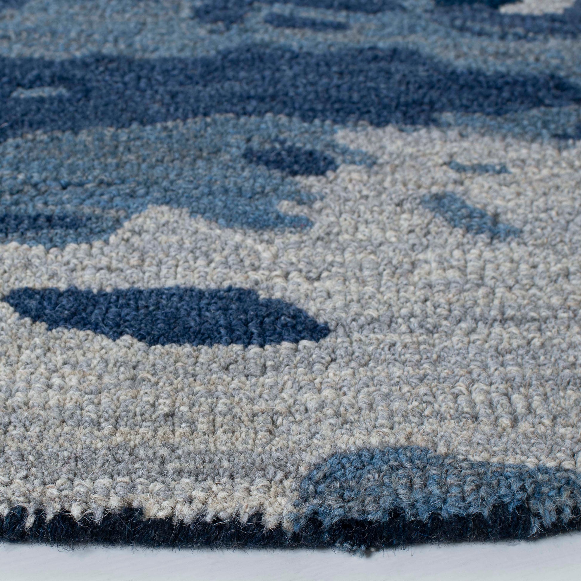 Safavieh Metro Met650M Blue/Ivory Area Rug