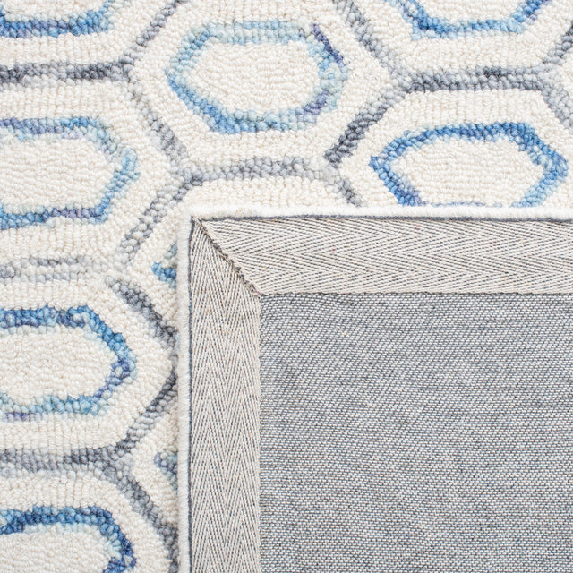 Safavieh Metro Met704A Ivory/Blue Rug.