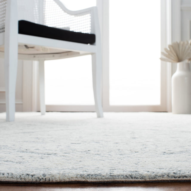 Safavieh Metro Met802F Natural/Light Grey Rugs.