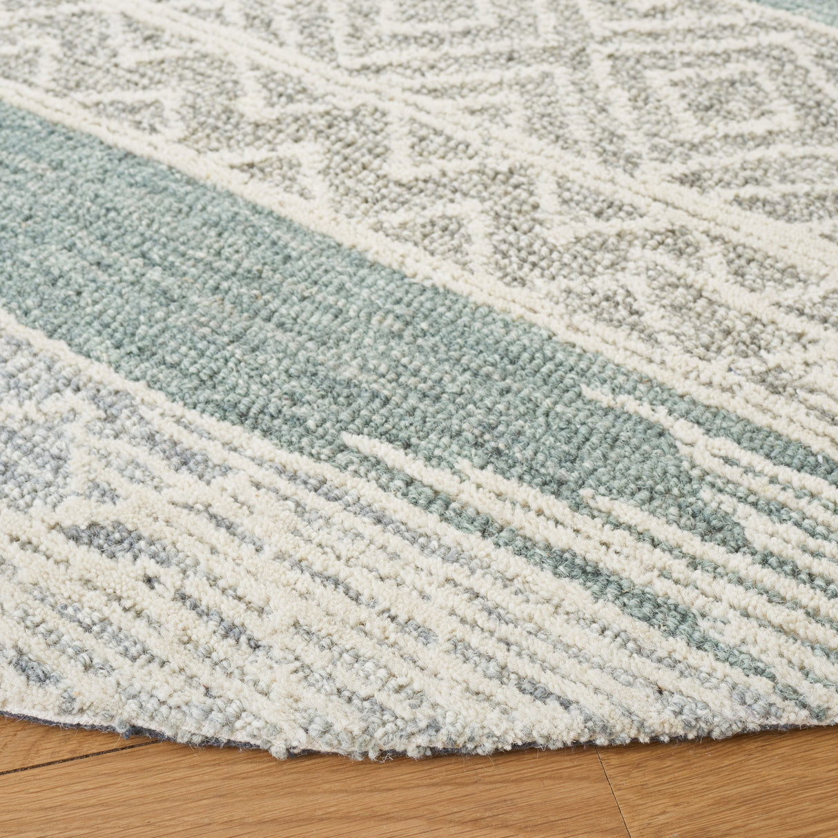 Safavieh Metro Met804F Natural/Light Grey Rugs.