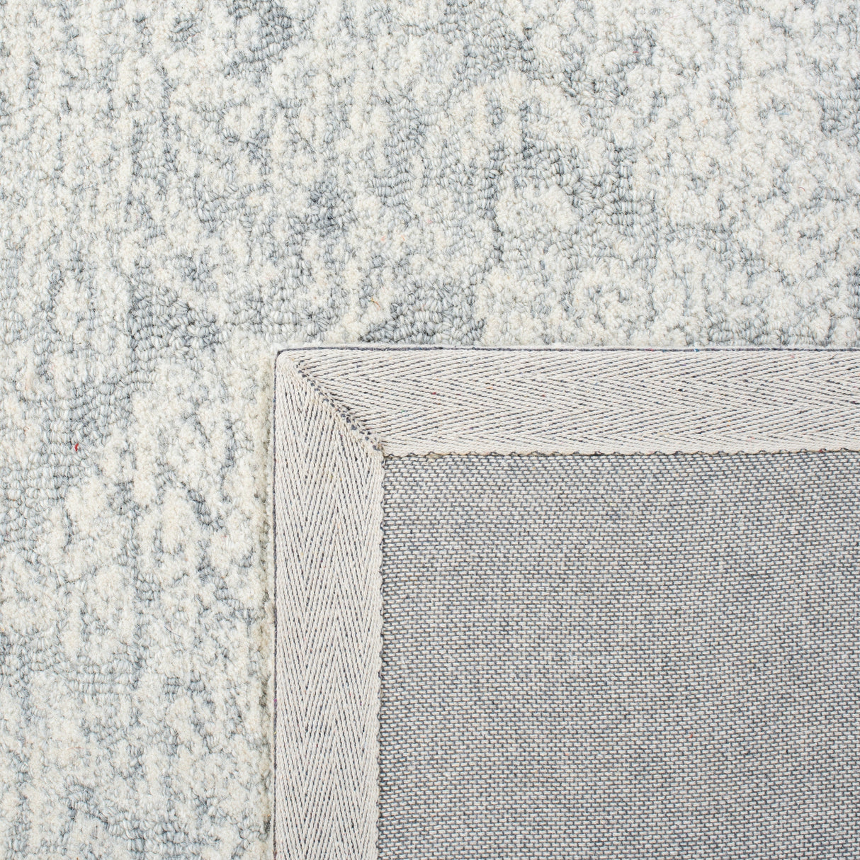 Safavieh Metro Met805F Light Grey Rugs.