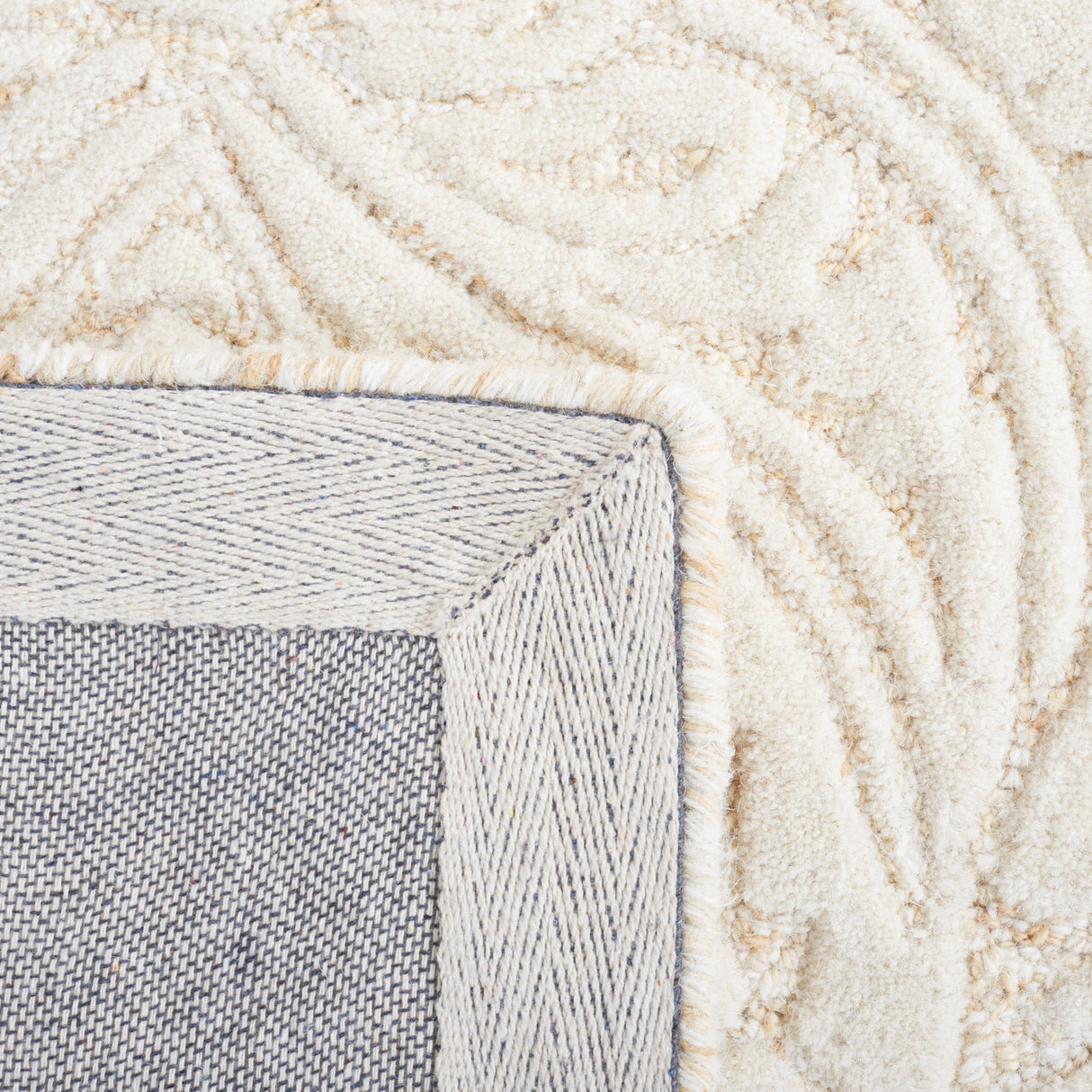 Safavieh Metro Met850D Gold/Ivory Rug.