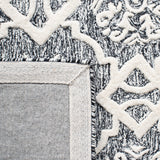 Safavieh Metro Met851Z Black/Ivory Rug.