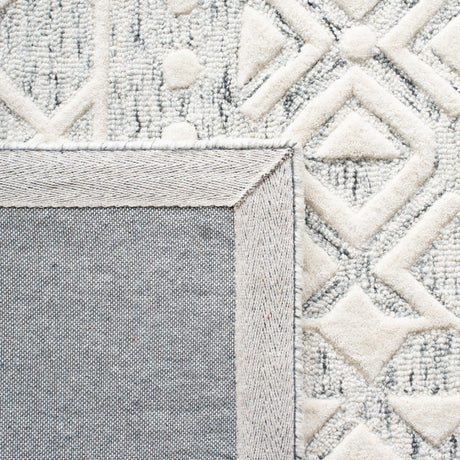 Safavieh Metro Met855F Silver/Ivory Rug.