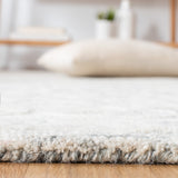 Safavieh Metro Met857F Silver/Ivory Rug.