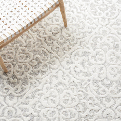 Safavieh Metro Met857G Grey/Ivory Rug.