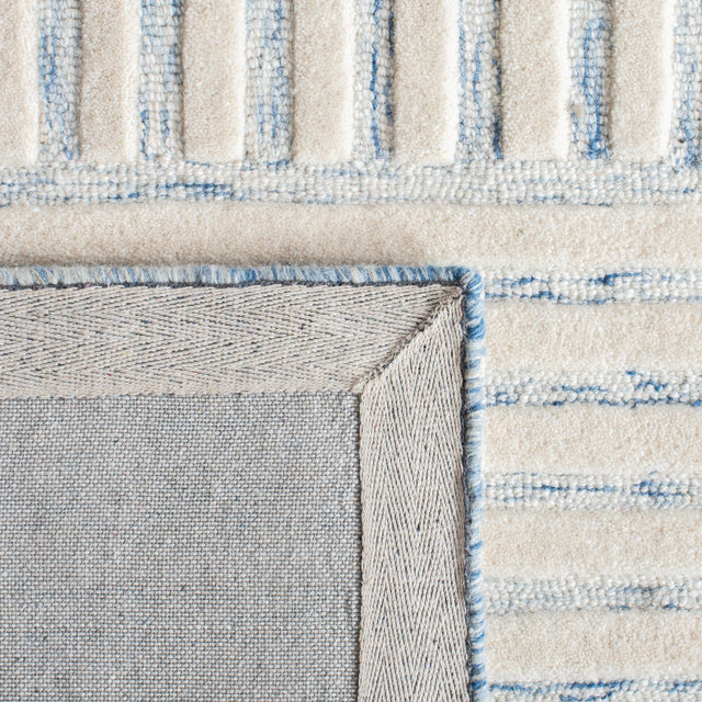 Safavieh Metro Met858M Blue/Ivory Rug.