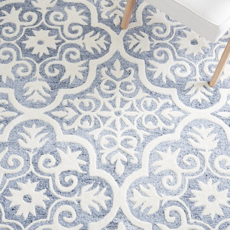 Safavieh Metro Met859L Light Blue/Ivory Rug.