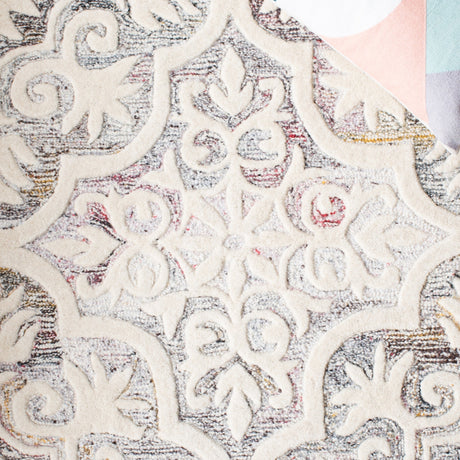 Safavieh Metro Met859Q Red/Ivory Rug.