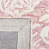 Safavieh Metro Met865U Pink/Ivory Rug.