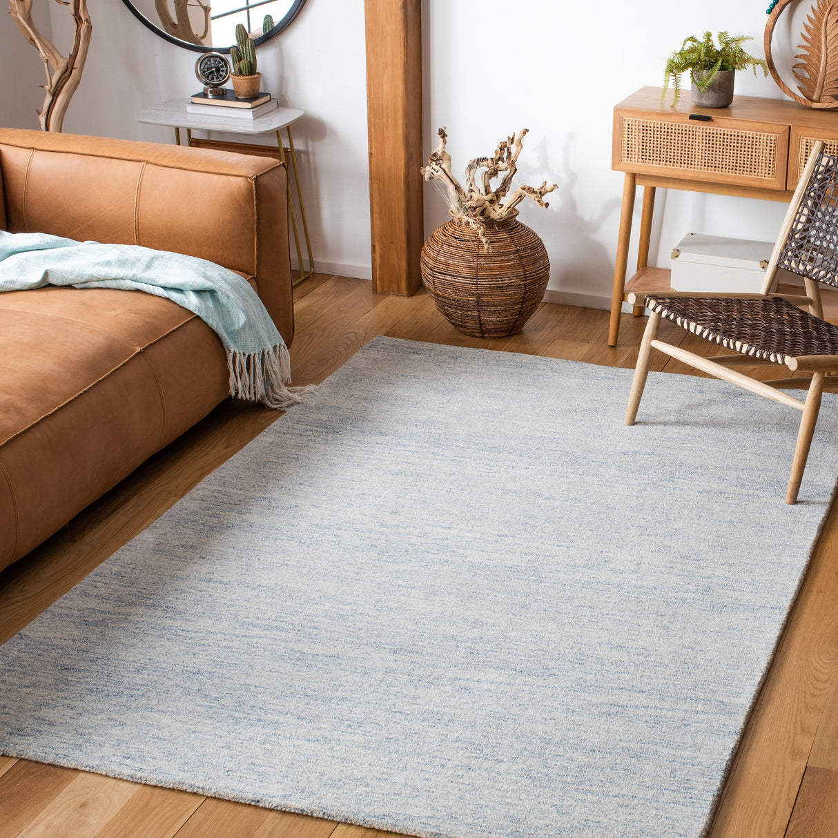 Safavieh Metro Met867M Blue/Ivory Rug.