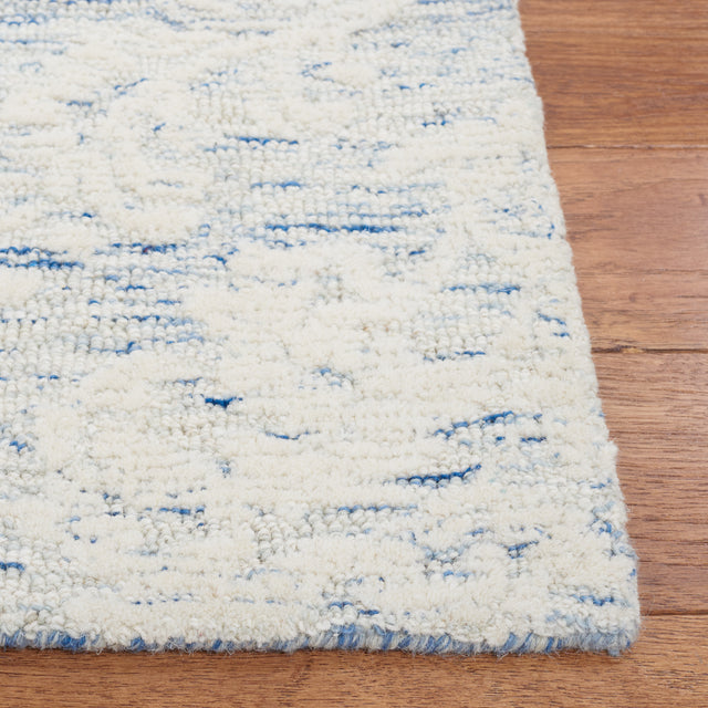 Safavieh Metro Met871M Blue/Ivory Rug.