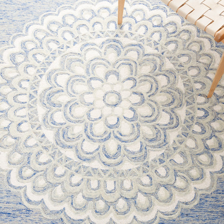 Safavieh Metro Met901M Blue/Ivory Rug.