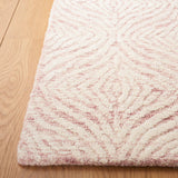 Safavieh Metro Met904U Dark Pink/Ivory Rug.