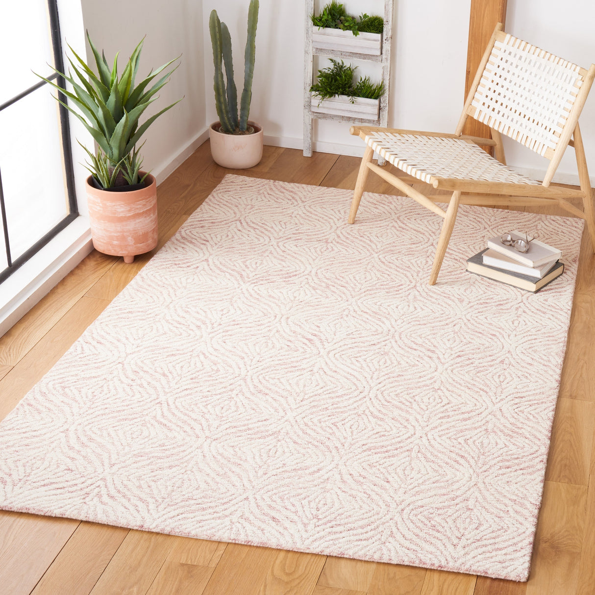 Safavieh Metro Met904U Dark Pink/Ivory Rug.