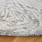 Safavieh Metro Met905F Grey/Ivory Rug.