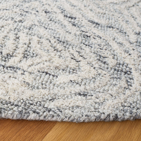 Safavieh Metro Met905F Grey/Ivory Rug.
