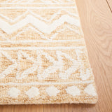 Safavieh Metro Met906D Gold/Ivory Rug.