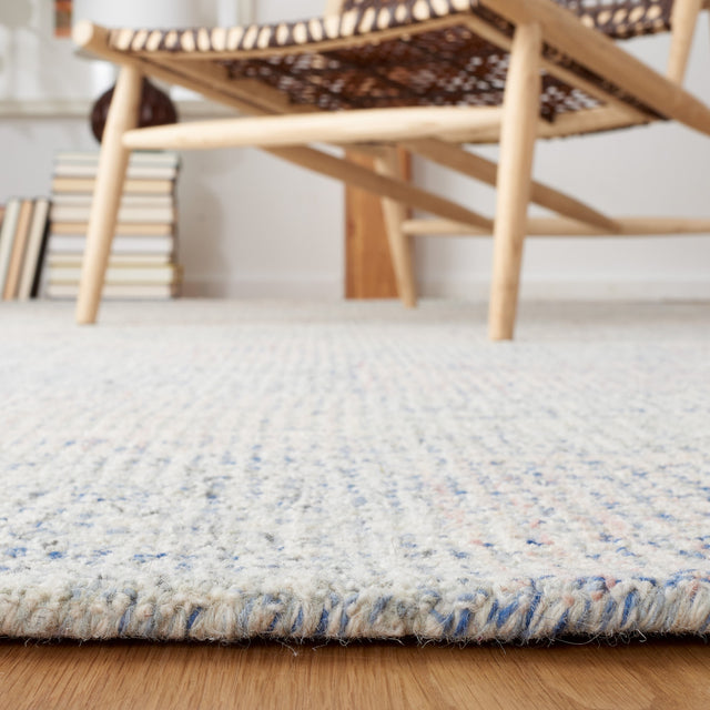 Safavieh Metro Met909M Blue/Ivory Rugs.