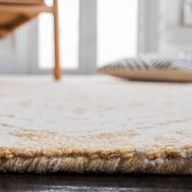 Safavieh Metro Met987D Gold/Ivory Rugs.