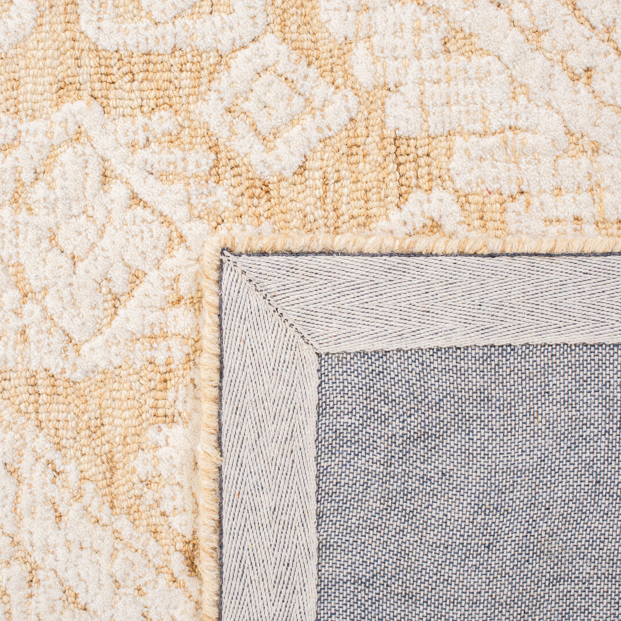 Safavieh Metro Met987D Gold/Ivory Rugs.