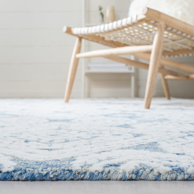 Safavieh Metro Met987M Blue/Ivory Area Rug