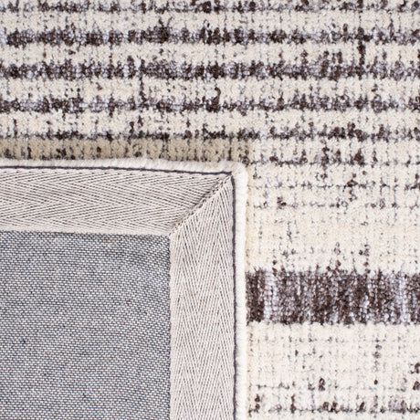 Safavieh Metro Met991F Grey/Ivory Rug.