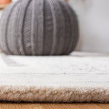 Safavieh Metro Met991Q Red/Ivory Rug.