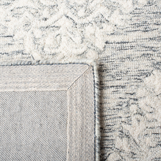 Safavieh Metro Met992F Grey/Ivory Rugs.