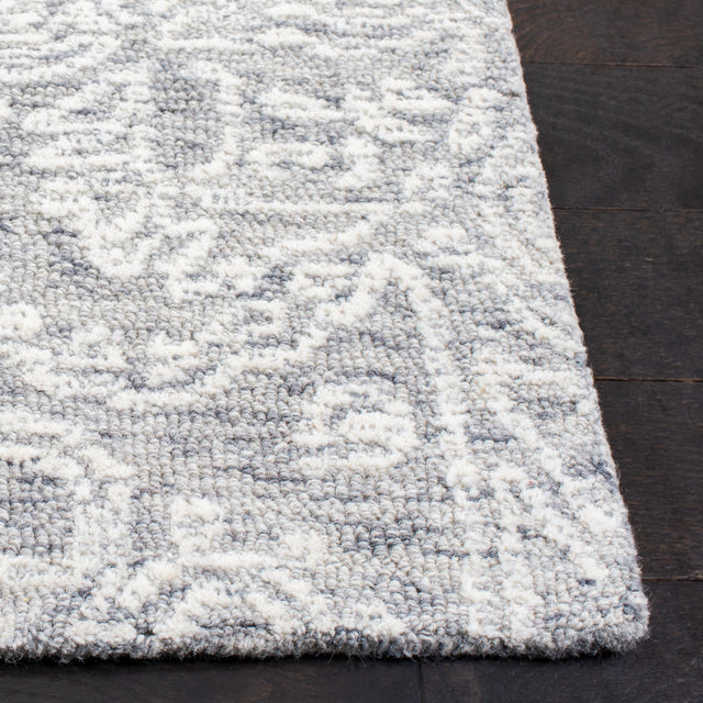 Safavieh Metro Met993F Grey/Ivory Rugs.
