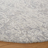 Safavieh Metro Met993F Grey/Ivory Rugs.