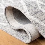 Safavieh Metro Met994F Grey/Ivory Rug.