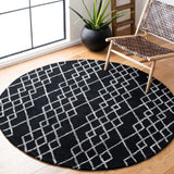 Safavieh Metro Met994Z Black/Ivory Rugs.