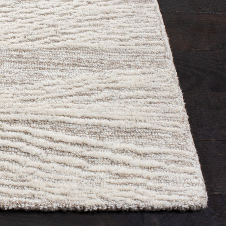 Safavieh Metro Met995A Natural/Ivory Rug.