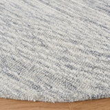 Safavieh Metro Met995F Grey/Ivory Rug.