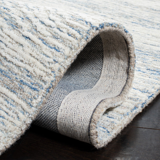 Safavieh Metro Met995L Light Blue/Ivory Rugs.