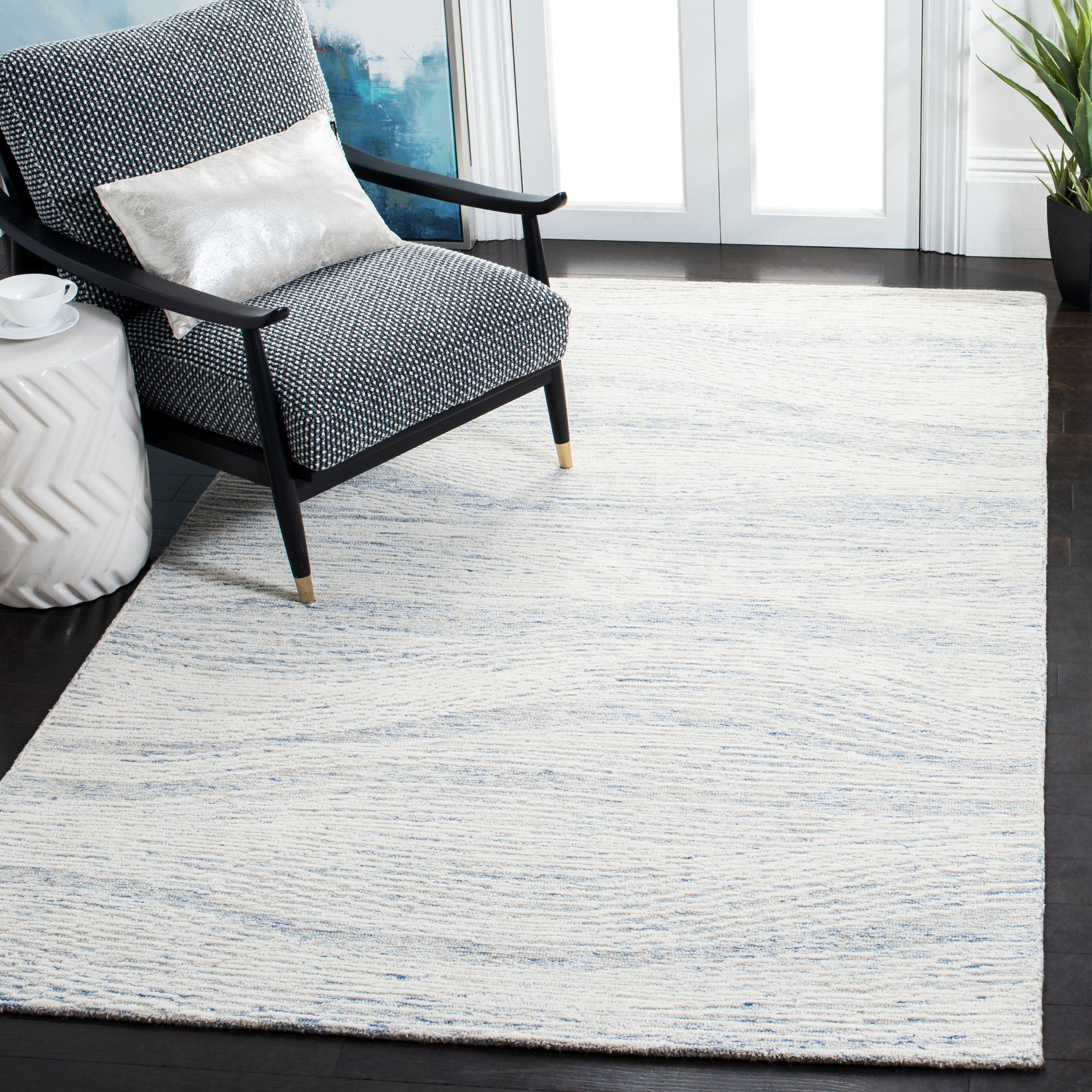 Safavieh Metro Met995L Light Blue/Ivory Area Rug