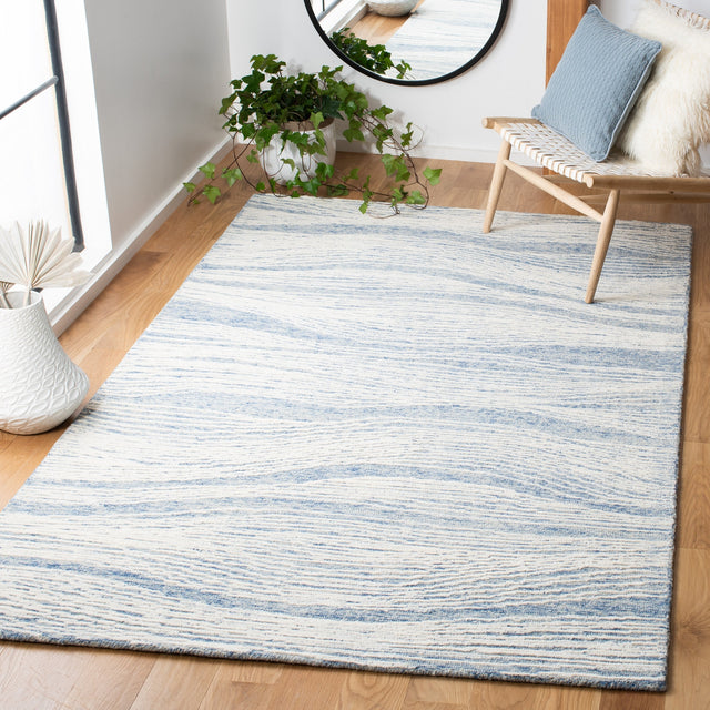 Safavieh Metro Met995M Blue/Ivory Rug.
