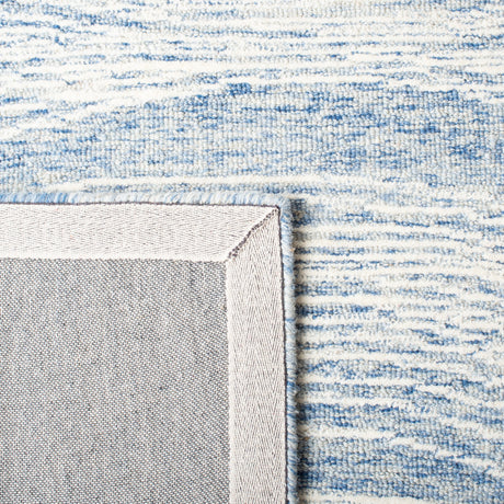 Safavieh Metro Met995M Blue/Ivory Rug.