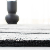 Safavieh Metro Met995Z Black/Ivory Area Rug