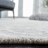 Safavieh Metro Met996L Light Blue/Ivory Rugs.