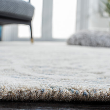 Safavieh Metro Met996L Light Blue/Ivory Rugs.