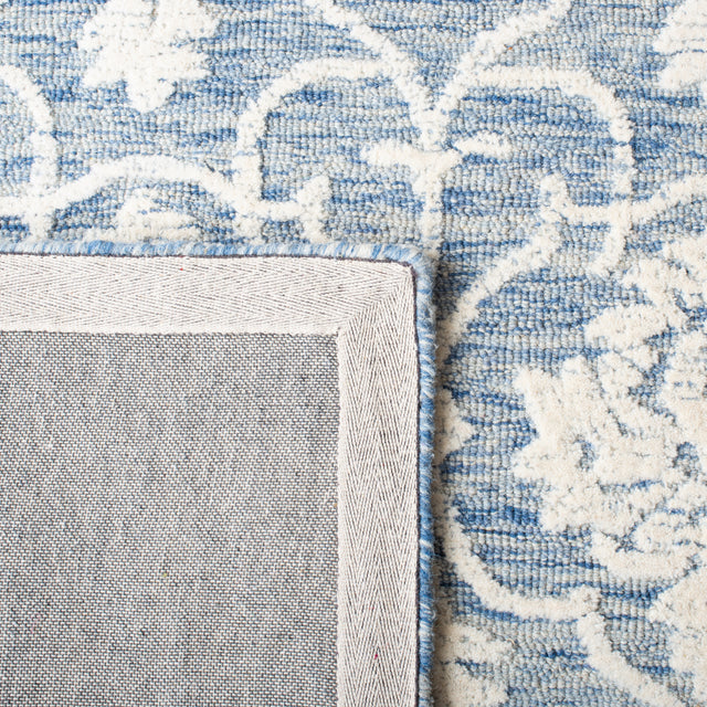 Safavieh Metro Met996M Blue/Ivory Rugs.